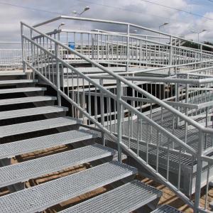Press-locked Gratings 5
