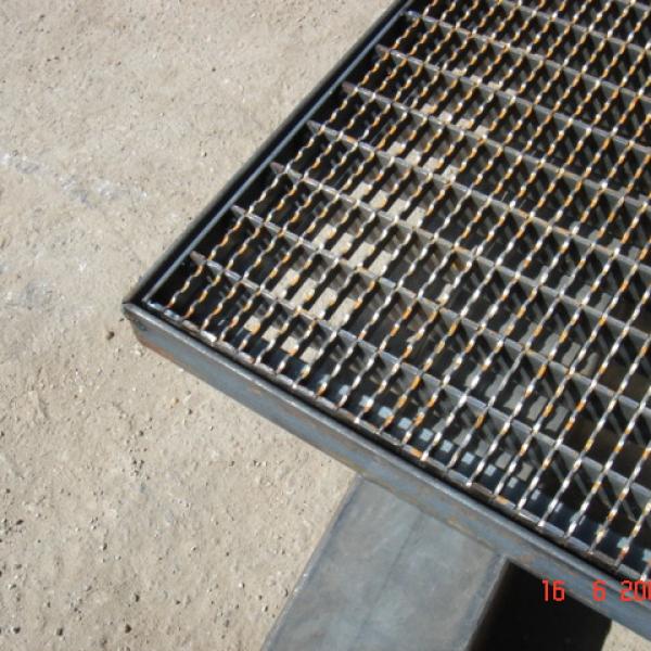 Gratings for wiping the feet / foot scraper grating 4