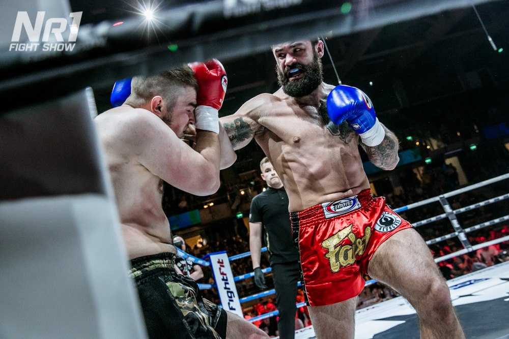 NUMBER ONE Fight Show Season 9 4