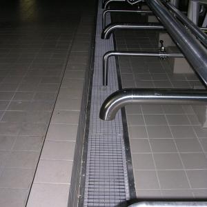 Press-locked Gratings 20