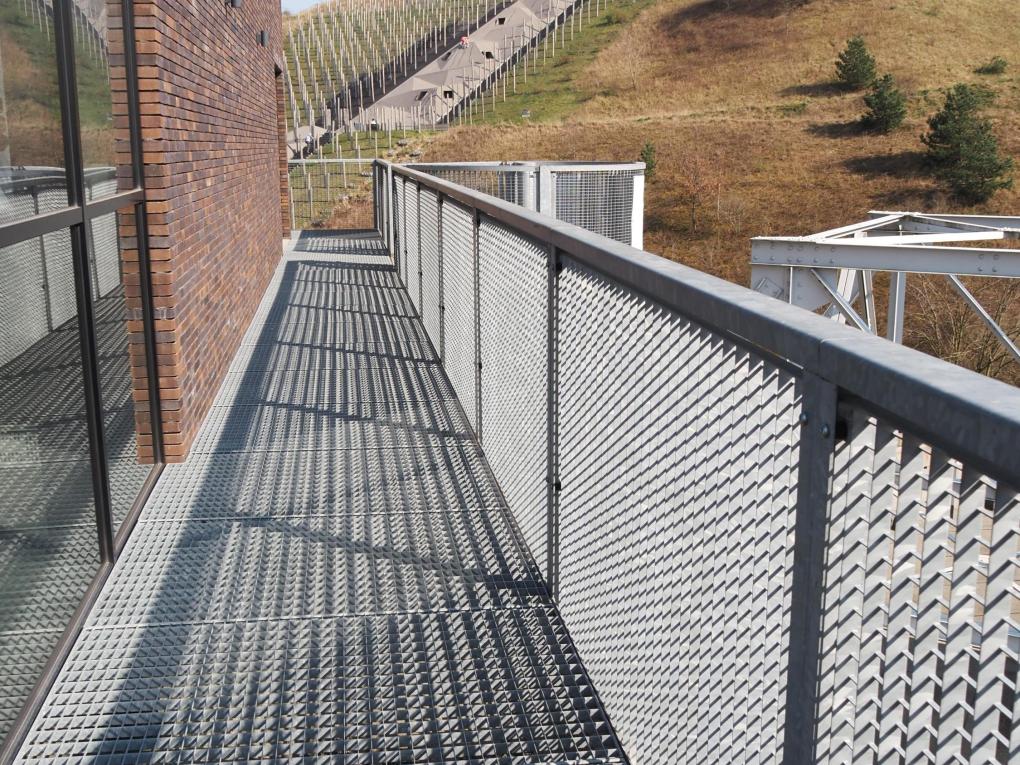 Pressed gratings Heavy duty